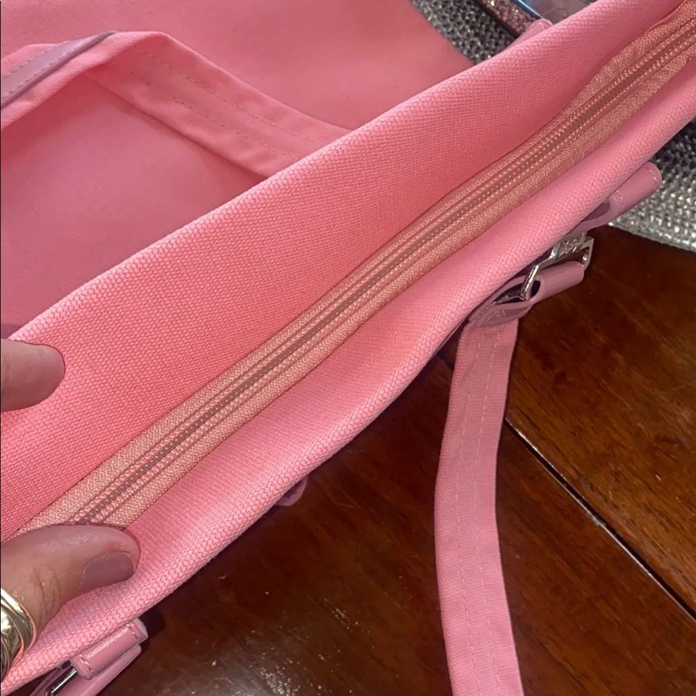 Yves Saint Laurent Pink Tote with Gold Logo - Picture 7 of 11
